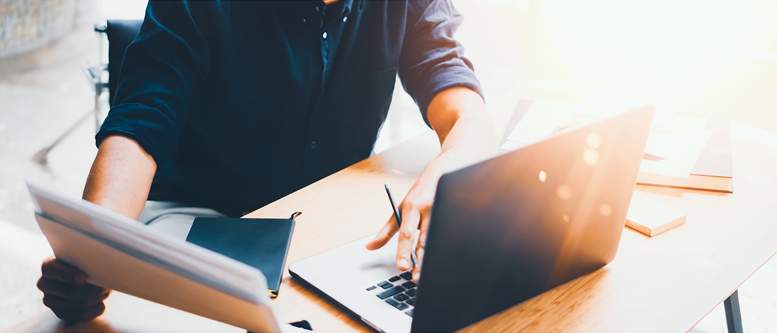 Betri Trygging - Skriva uppgávu hjá okkum