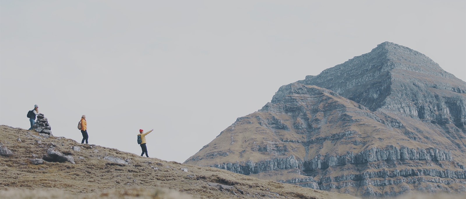 Ferðast í egnum landi